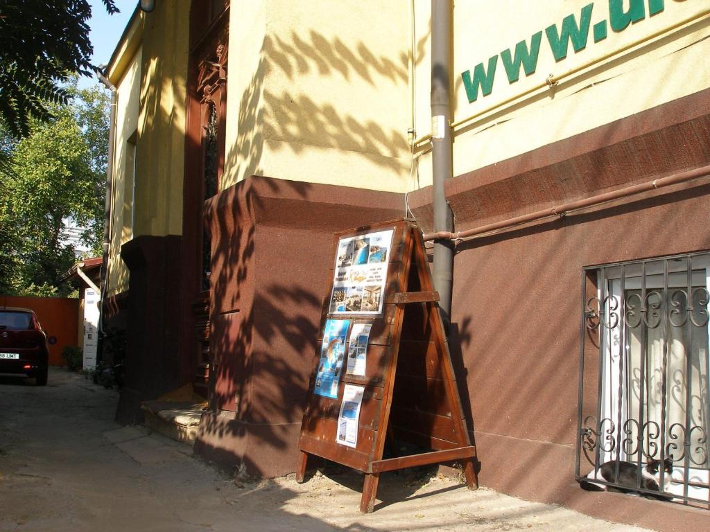 Kretan Hostel Bucharest Luaran gambar