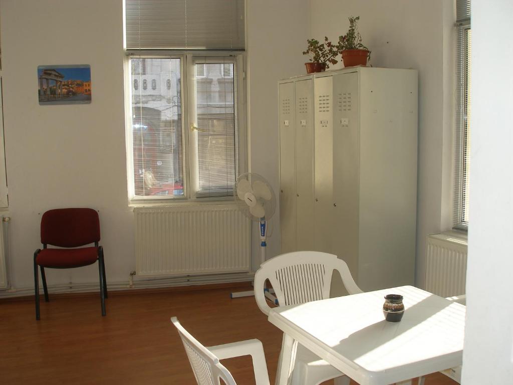 Kretan Hostel Bucharest Bilik gambar