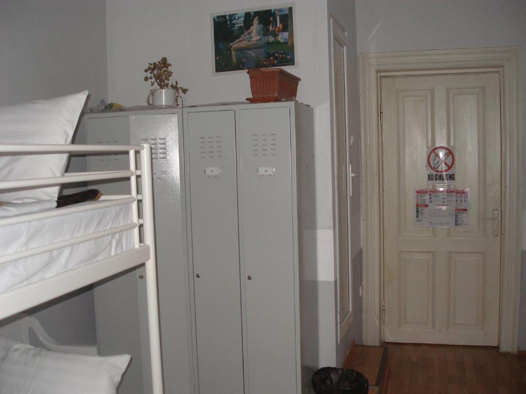 Kretan Hostel Bucharest Bilik gambar